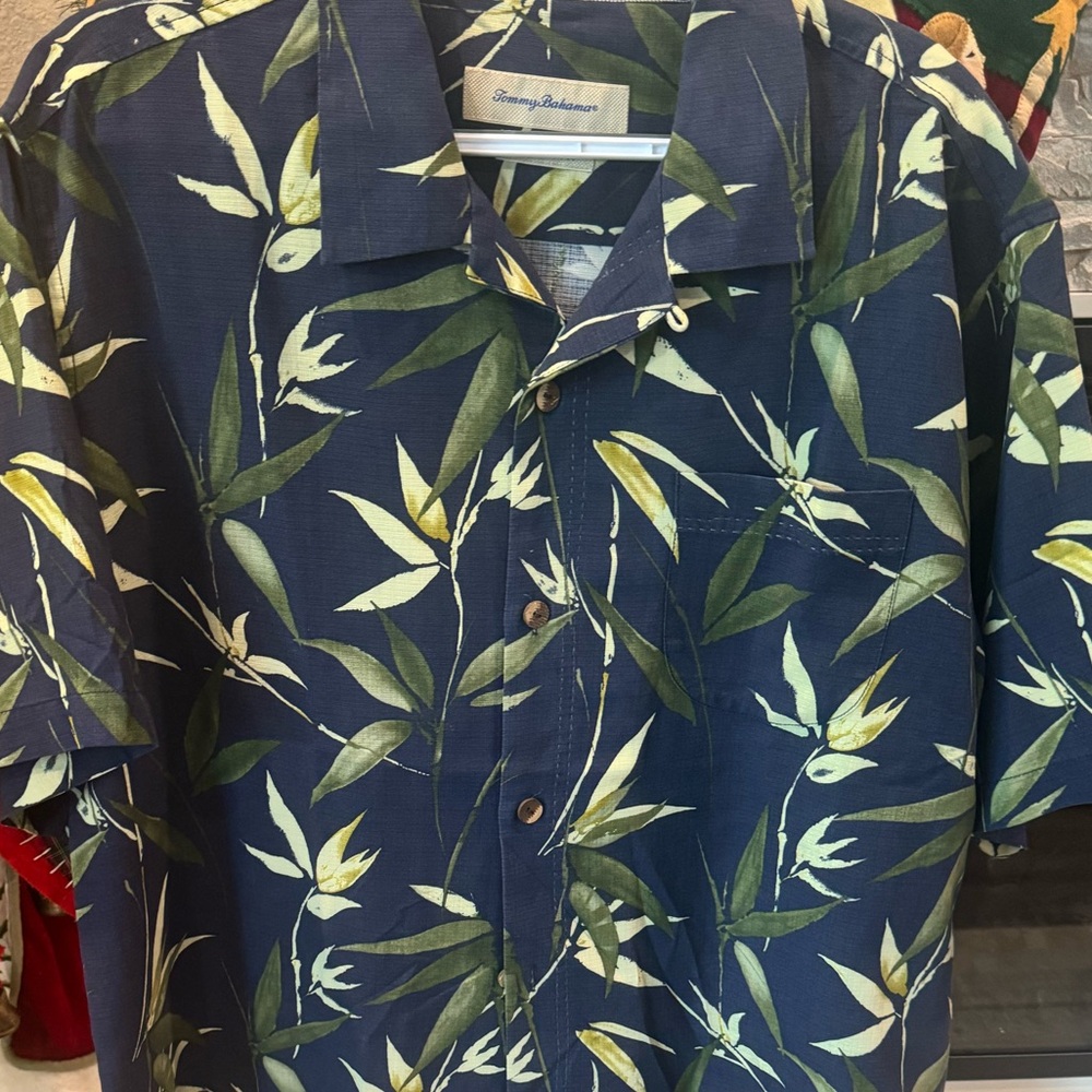 Tommy Bahama Men's Navy Blue Tropical Print Shirt
